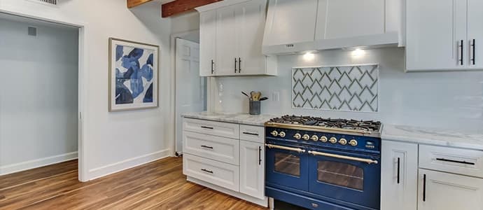 Your Kitchen. Our Passion.